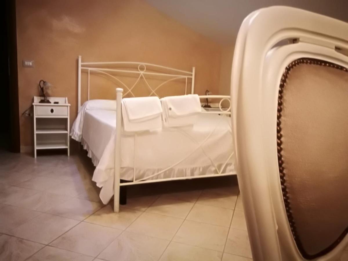 Bed and Breakfast La Rosa Del Barone à Cancellara Extérieur photo